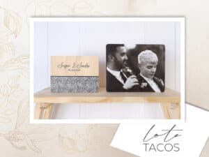 Tazas personalizadas con fotos y nombres, ideales para bodas y momentos especiales.