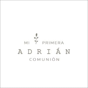 Álbum de comunión para la primera comunión de Adrián, con diseño sencillo y elegante.