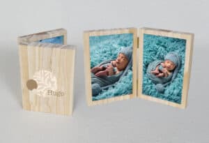 1. Marco de fotos de madera para bebé con fotos personalizadas, regalo especial.