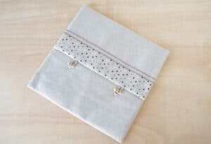 Lámina de álbum para fotos 3F, elegante y práctica, ideal para conservar recuerdos especiales.
