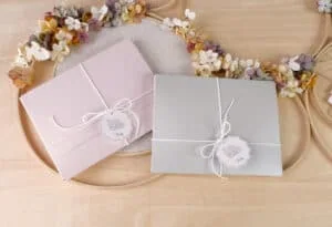 Boda álbumes personalizados para recuerdos y momentos especiales. Diseño elegante y variedad de colores.