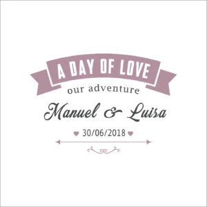 1. Álbumes personalizados con diseño de boda de amor, nombres y fecha especial.