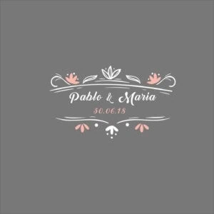 Fondo de álbum de bodas con diseño floral y nombres de pareja en tonos rosa y gris.