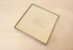 Álbum bodas personalizado con nombre Victòria, diseño elegante y floral, ideal para recuerdos especiales.