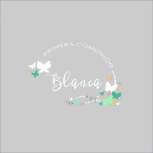 Ámbito de Álbumes para primer comunión en color gris, diseño con mariposas y florales para recuerdos especiales.