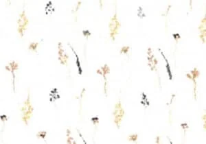 Fondo con patrones de flores y ramas en tonos suaves, ideal para álbumes de fotos y proyectos creativos.